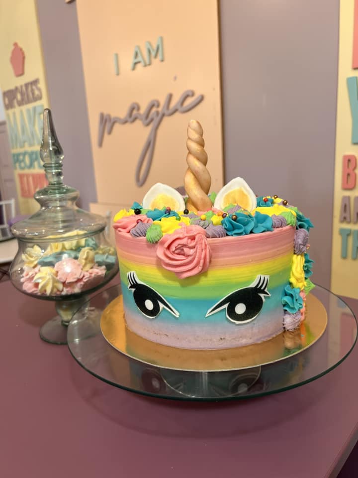 tort personalizat Briosa Mov (13)